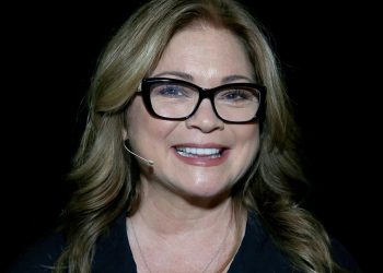 valerie-bertinelli-gets-emotional-in-instagram-post-about-self-loathing-|-fox-news