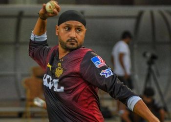 harbhajan-singh-bids-adieu-to-cricket,-twitter-reacts-|-sports-news,the-indian-express