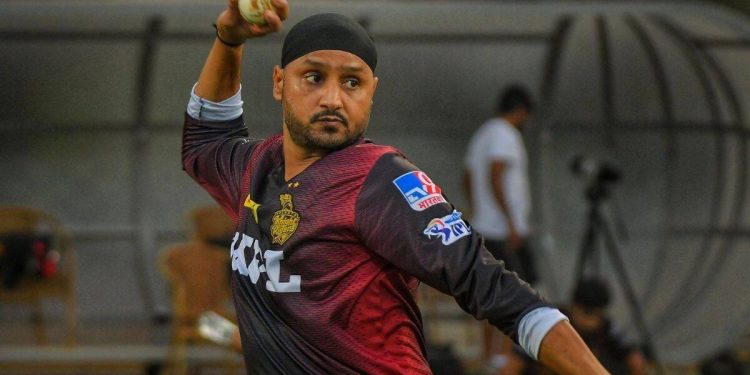 harbhajan-singh-bids-adieu-to-cricket,-twitter-reacts-|-sports-news,the-indian-express