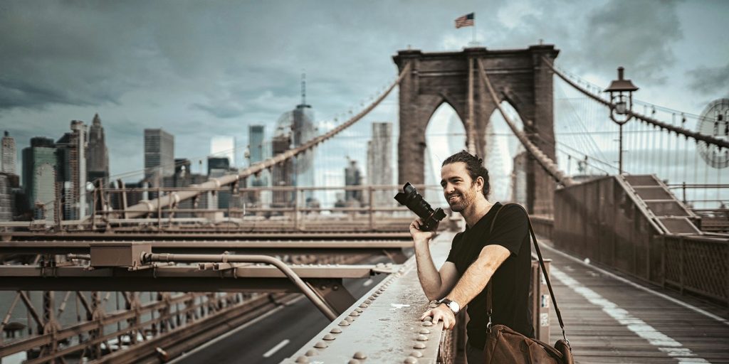 10-ways-to-overcome-your-fear-of-shooting-street-photography-–-makeuseof