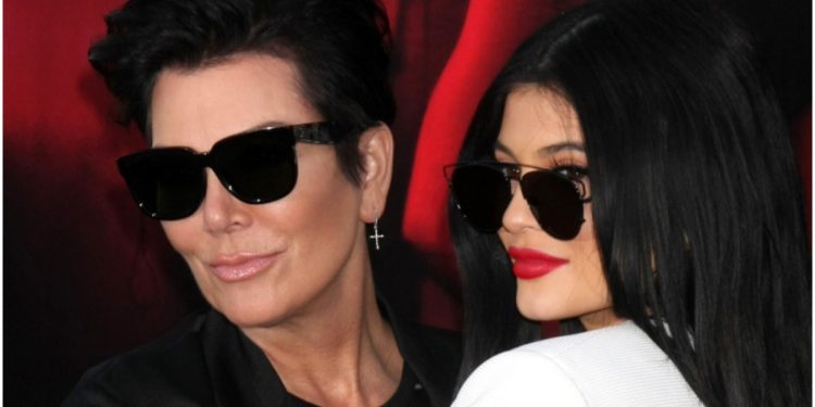 kylie-jenner-upsets-fans-by-posting-kris-jenner-on-instagram-after-astroworld:-'we-haven't-forgotten'