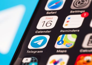 3-apps-that-you-should-never-download,-according-to-tech-experts-(they-slow-your-…-–-shefinds