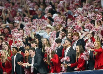 look:-alabama-fans-storm-twitter-in-preparation-for-cotton-bowl-–-roll-tide-wire