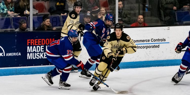 muskegon-lumberjacks-start-2022-right-with-5-4-win-over-team-usa-|-local-sports-journal
