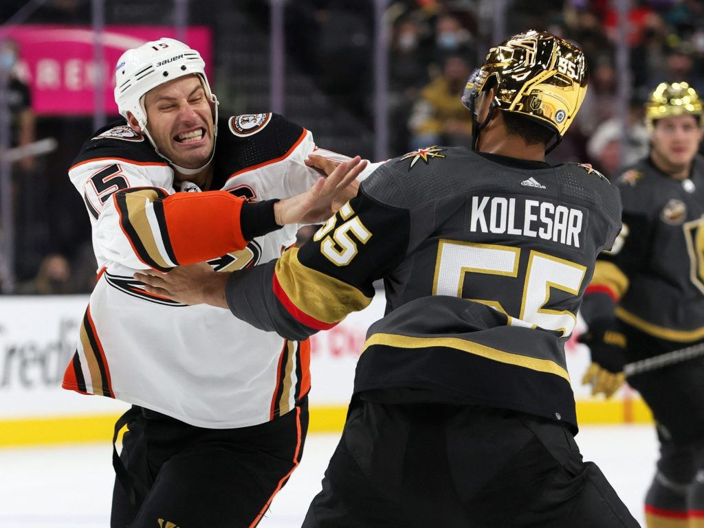 ducks-captain-ryan-getzlaf-enters-covid-19-protocol-|-calgary-herald