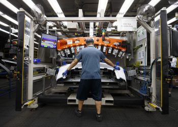 tesla,-gm-and-more:-goldman-names-the-ev-stocks-to-buy-going-into-2022-–-cnbc