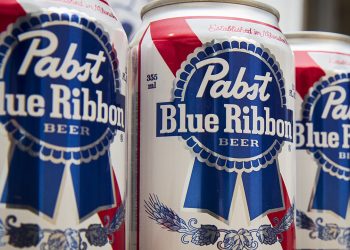 pabst-blue-ribbon-apologizes-for-crude,-controversial-twitter-post-|-wgn-tv