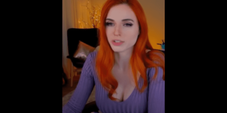 twitch-star-amouranth-gets-offered-$8k-just-to-call-her-fan-'loser'-on-video-|-meaww
