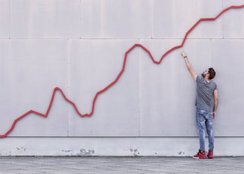 2-hypergrowth-stocks-to-buy-in-2022-and-beyond-|-the-motley-fool