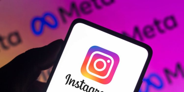 instagram-is-finally-bringing-back-the-1-feature-everyone-wants-and-it's-a-very-bad-sign-|-inc.com