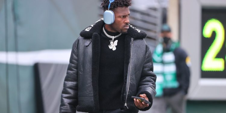 antonio-brown:-'i'm-an-american-hero'-–-new-york-post