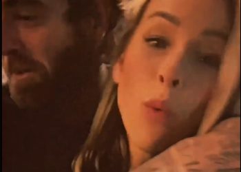 the-bachelorette's-clare-crawley-and-blake-monar-get-cozy-after-dale-moss-breakup-–-e!-online