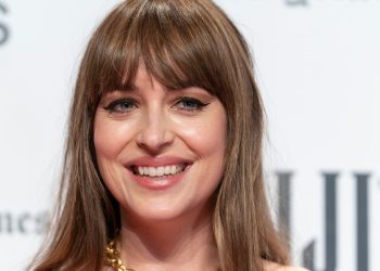 bottleneck-bangs-are-the-new-curtain-bangs-&-celebs-are-loving-them-|-stylecaster