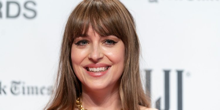 bottleneck-bangs-are-the-new-curtain-bangs-&-celebs-are-loving-them-|-stylecaster
