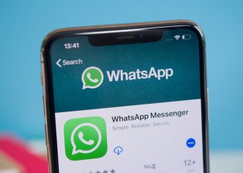 whatsapp-voice-messages-may-soon-be-playable-anywhere-in-the-app-–-phonearena