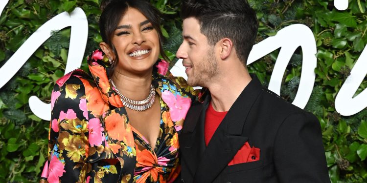 everything-priyanka-chopra-has-said-about-dropping-jonas-from-instagram-and-divorce-rumors