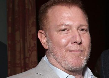triller's-suit-against-podcasters-over-“troll”-reviews-tossed-by-judge-–-the-hollywood-reporter