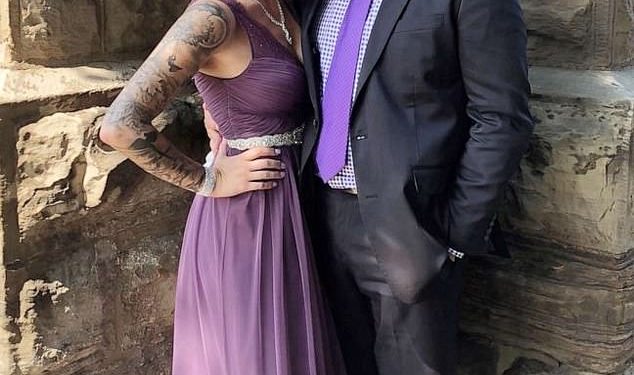 tattooed-accountant-overwhelmed-at-positive-reaction-to-her-'sleeves'-on-linkedin-|-daily-mail-online