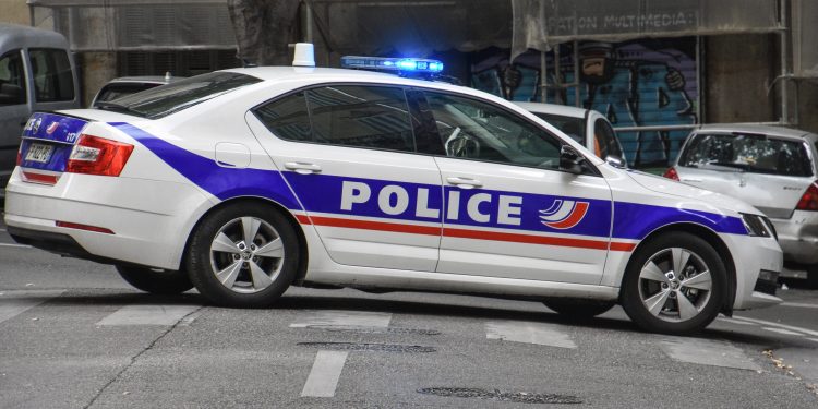 french-police-used-snapchat-to-locate-a-girl-who-said-she-was-kidnapped-and-abused,-reports-say