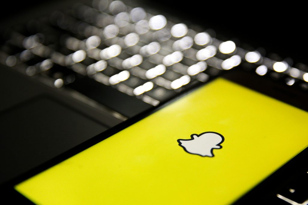 snapchat-is-limiting-friend-recommendations-for-teen-accounts-|-engadget