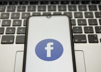 facebook-takes-down-fake-iranian-accounts-that-posed-as-scottish-locals-|-engadget