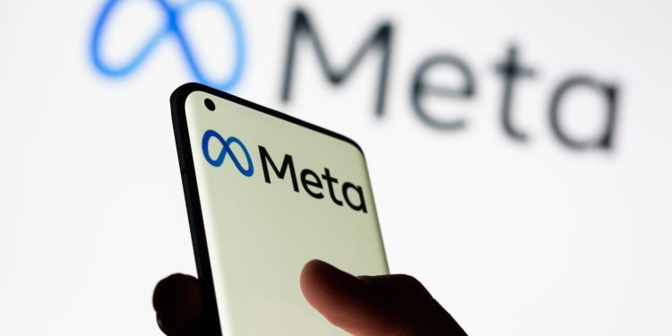 meta-and-snap-sued-by-mother-over-alleged-role-in-her-daughter's-suicide-|-engadget