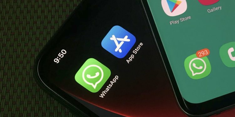 whatsapp-will-soon-allow-you-to-transfer-your-chats-from-android-to-ios,-but-it'll-require-another-app