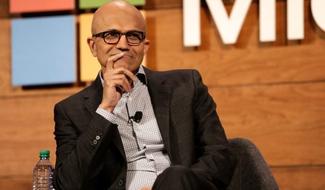 microsoft's-linkedin-censors-post-of-peter-schweizer's-'red-handed'-criticizing-big-tech-…