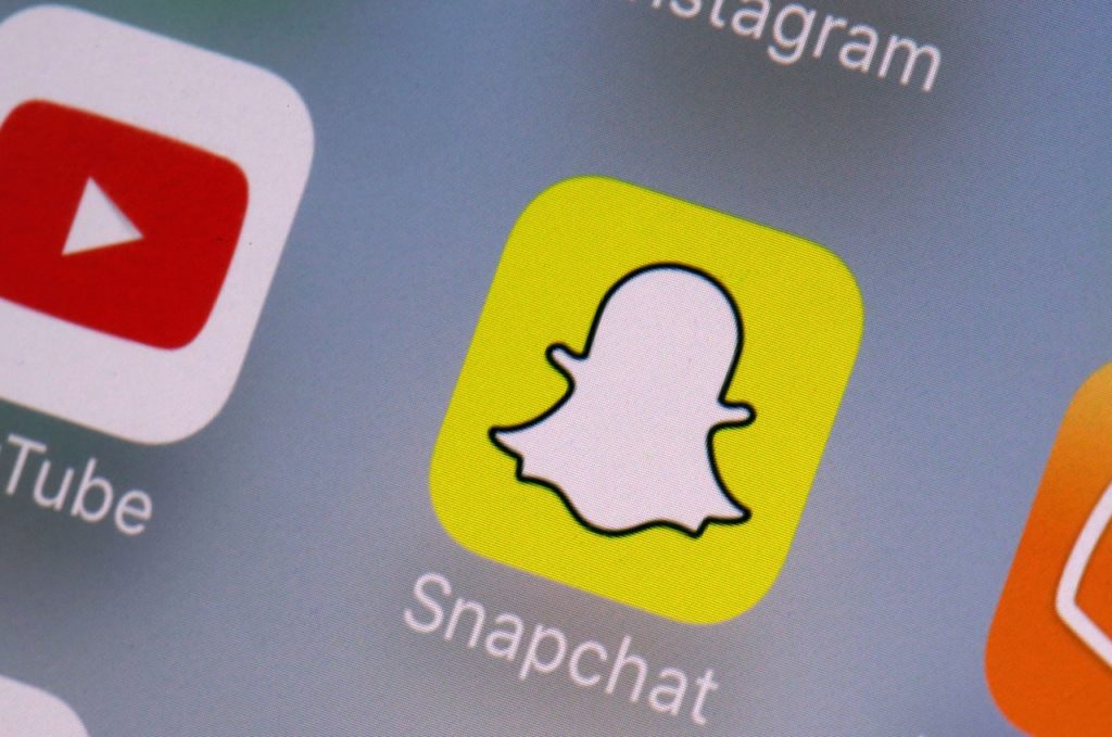 fbi's-buffalo-office-looking-for-potential-victims-of-snapchat-nude-photo-extortion-scam-–-wivb