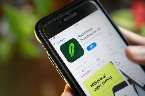 robinhood-and-coinbase-shares-hit-their-lowest-levels-ever-–-wicz