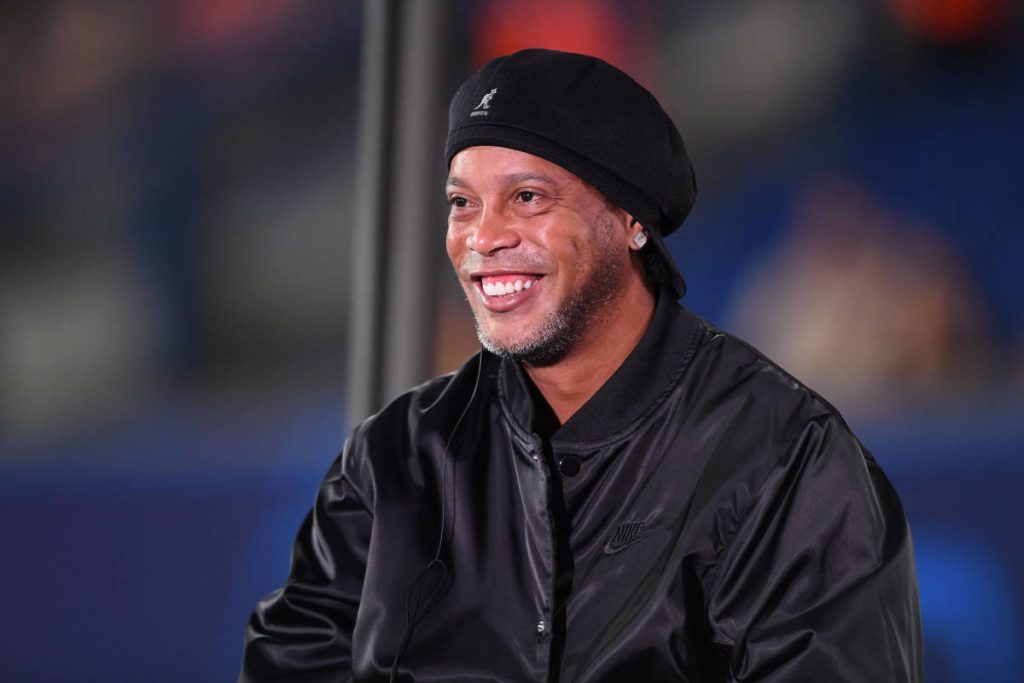 'you-are-fantastic'-–-ronaldinho-responds-to-virgil-van-dijk-instagram-post-after-liverpool-…