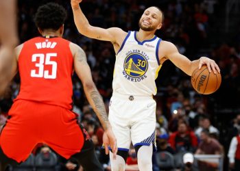 warriors-vs.-rockets:-nba-twitter-reacts-to-steph-curry's-40-points