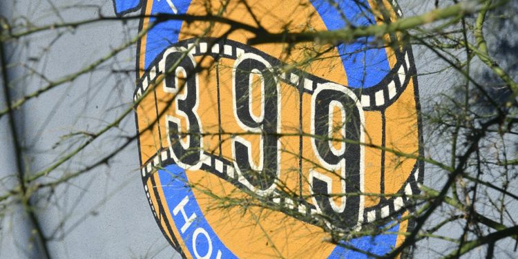 hollywood-basic-crafts-deal-terms-with-studios-revealed