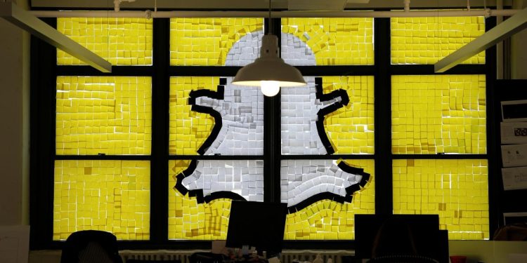 snapchat-parent-snap-reported-its-first-ever-quarterly-profit-–-quartz