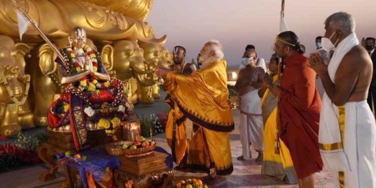 pm-modi-inaugurates-sri-ramanujacharya's-216-foot-statue-in-hyderabad-–-deccan-chronicle