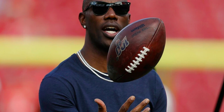 alleged-terrell-owens-sex-tape-with-skylar-mills-hits-snapchat-–-the-shadow-league