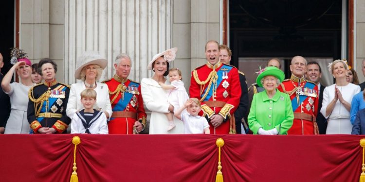royal-family-whatsapp-group—mike-tindall-reveals-how-the-firm-keep-in-touch-–-woman-&-home