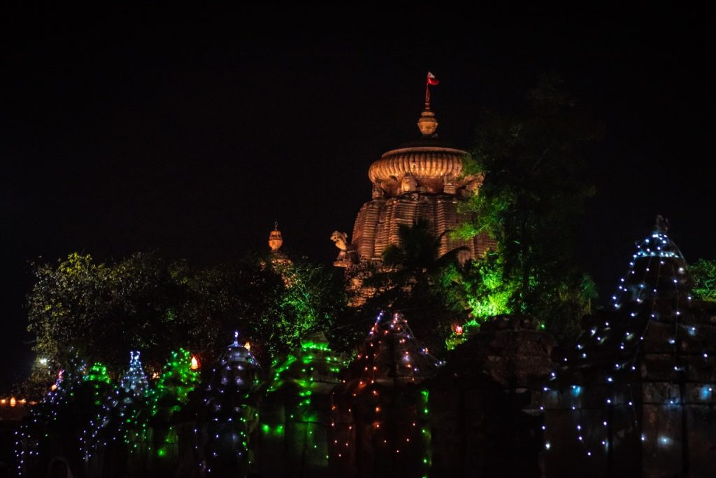 maha-shivaratri-to-be-held-at-lingaraj-temple-this-year-amid-covid-restrictions-–-sambad-english