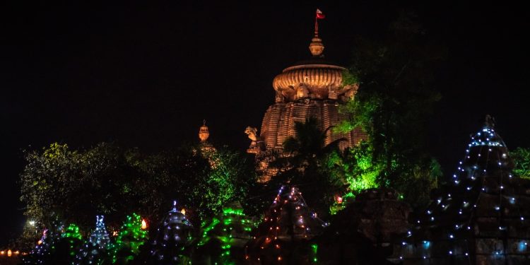 maha-shivaratri-to-be-held-at-lingaraj-temple-this-year-amid-covid-restrictions-–-sambad-english