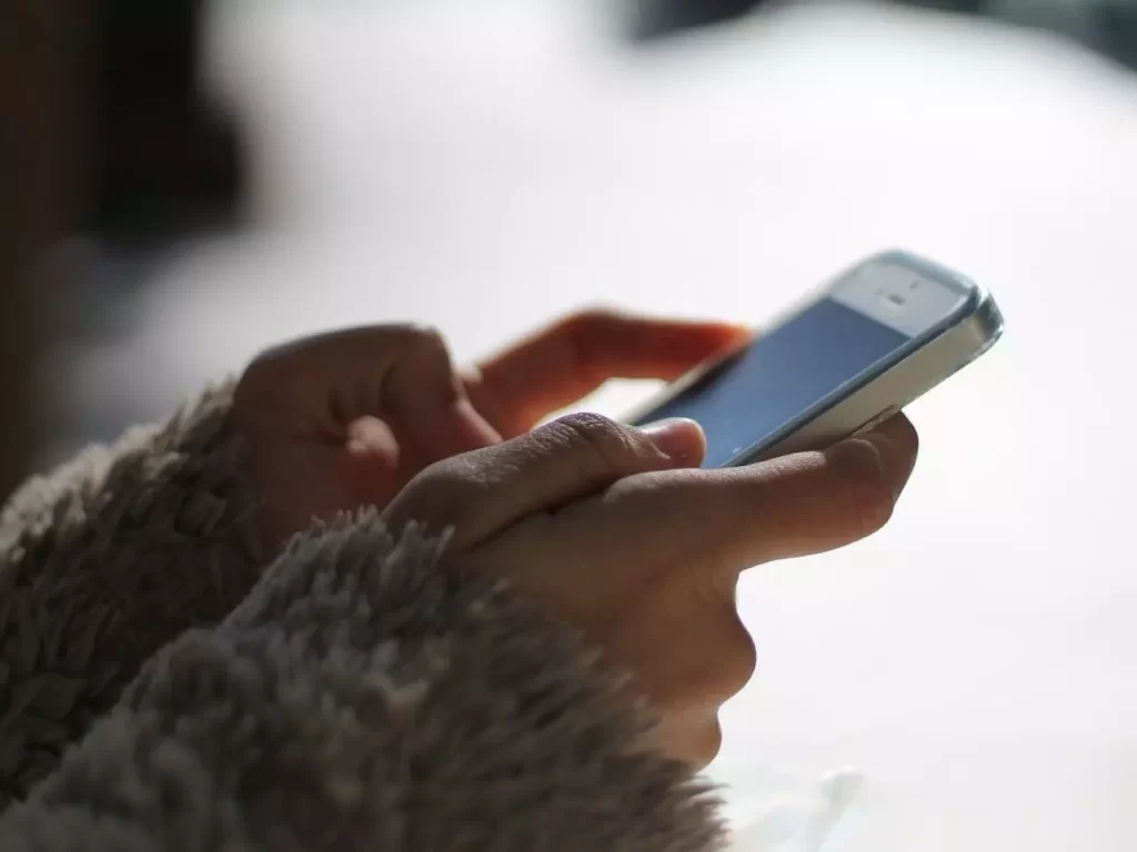 whatsapp-introducing-revamped-voice-call-interface:-now-available-to-select-beta-testers