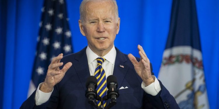 super-bowl:-president-biden-criticizes-nfl's-lack-of-black-coaches-–-the-hollywood-reporter
