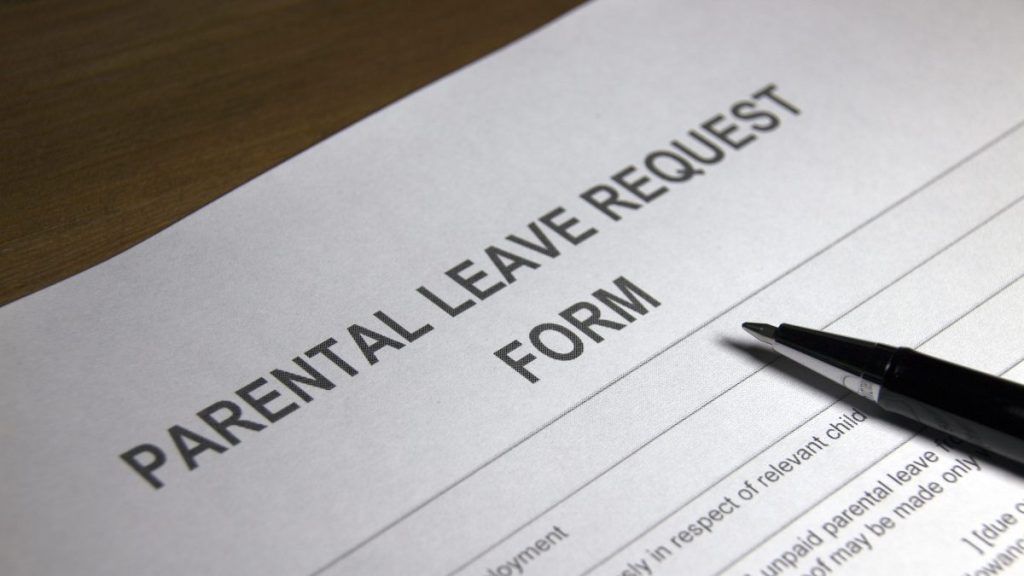twitter-ceo-paternity-leave-draws-range-of-reactions-–-marketplace.org