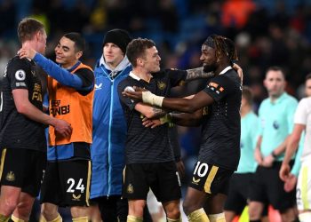 trippier-and-saint-maximin-take-to-twitter-to-congratulate-newcastle-united-team-mates-on-…