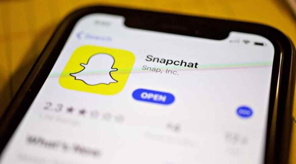 snapchat-gets-live-location-sharing-feature-like-whatsapp,-here-is-how-to-use-it-–-the-…