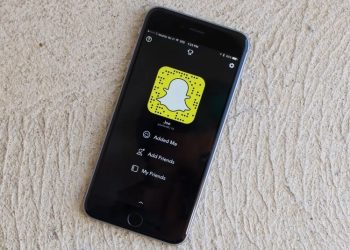 snapchat-introduces-live-location-share-filter-for-its-users-–-geeksultd