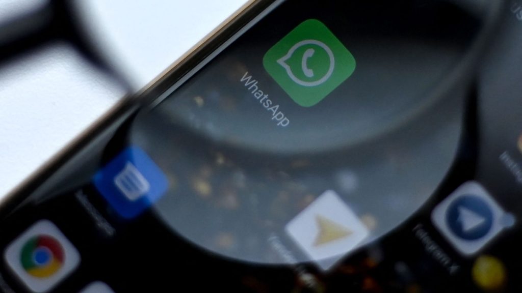 this-secret-whatsapp-trick-will-let-you-chat-with-those-who-blocked-you-–-ht-tech