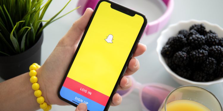 department-for-education-launches-the-uk's-first-ar-career-fair-on-snapchat-–-[talking-influence]