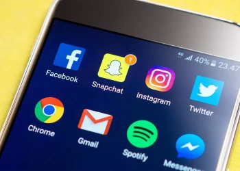 snapchat-promises-new-rules-to-fight-drug-sales-–-nbc12