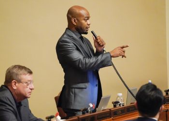 house-passes-$1-billion-plan-for-frontline-worker-bonuses-–-session-daily-–-minnesota-…