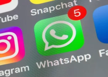 whatsapp-update:-whatsapp-testing-message-reactions-feature,-new-search-message-…-–-zee-news
